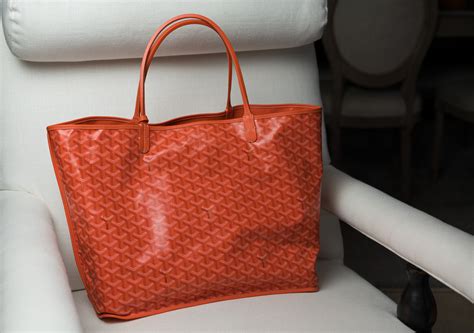 how much is a goyard tote bag|goyard tote bag with zipper.